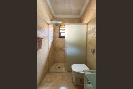 Casa à venda com 185m², 5 quartos e 3 vagasBanheiro Corredor