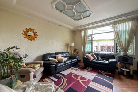 Sala de casa à venda com 5 quartos, 185m² em Vila Cruz das Almas, São Paulo