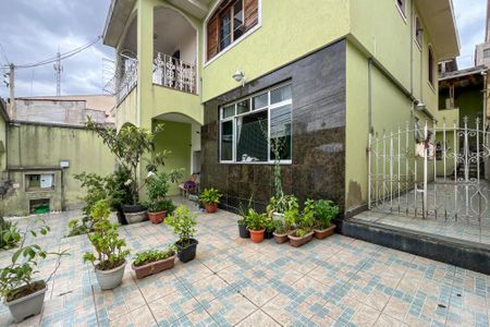 Casa à venda com 185m², 5 quartos e 3 vagasGaragem