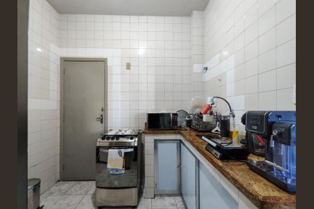 Apartamento à venda com 75m², 2 quartos e sem vagaCozinha