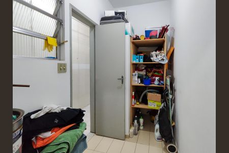 Apartamento à venda com 75m², 2 quartos e sem vagaQuarto de Serviço