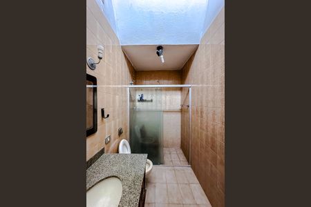 Casa à venda com 124m², 3 quartos e 2 vagasBanheiro