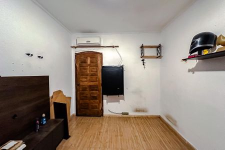 Casa à venda com 124m², 3 quartos e 2 vagasQuarto 3