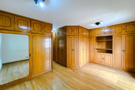 Apartamento para alugar com 200m², 3 quartos e 4 vagasSuíte 3