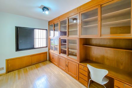 Apartamento para alugar com 200m², 3 quartos e 4 vagasQuarto 