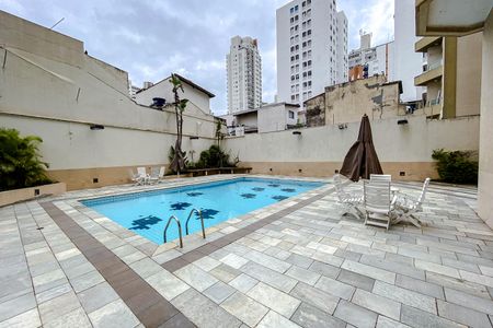 Apartamento para alugar com 200m², 3 quartos e 4 vagasÁrea comum - Piscina