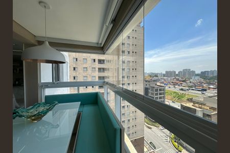 Apartamento à venda com 82m², 2 quartos e 1 vagaVaranda