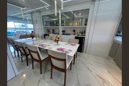 Apartamento à venda com 82m², 2 quartos e 1 vagaSala