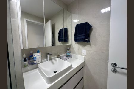 Apartamento à venda com 82m², 2 quartos e 1 vagaBanheiro da Suíte 1