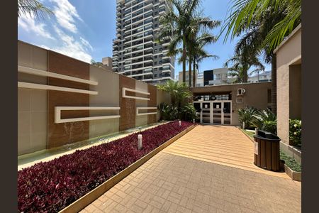 Apartamento à venda com 82m², 2 quartos e 1 vagaÁrea comum