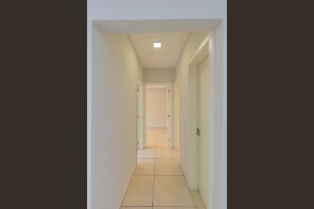 Casa de condomínio à venda com 66m², 3 quartos e 1 vaga Casa de condomínio à venda com 66m², 3 quartos e 1 vagaCorredor