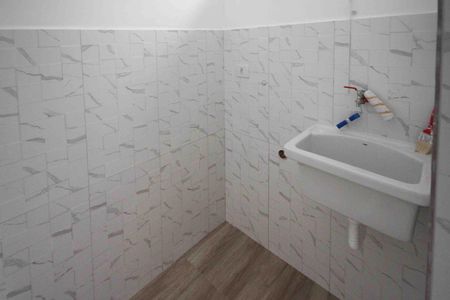 Casa para alugar com 55m², 2 quartos e sem vagaÁrea de Serviço