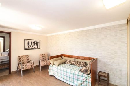 Casa para alugar com 398m², 4 quartos e 4 vagas Casa para alugar com 398m², 4 quartos e 4 vagasSuíte 1