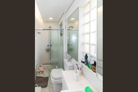 Casa para alugar com 398m², 4 quartos e 4 vagas Casa para alugar com 398m², 4 quartos e 4 vagasBanheiro Suíte 4