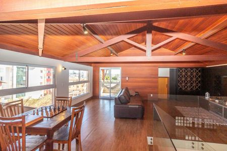 Casa para alugar com 398m², 4 quartos e 4 vagas Casa para alugar com 398m², 4 quartos e 4 vagasSala 2