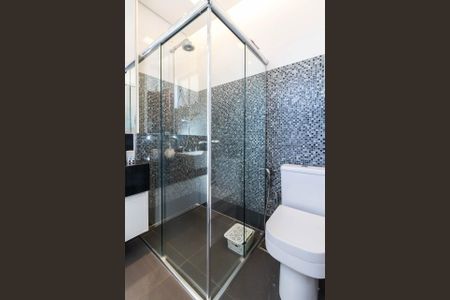 Casa para alugar com 398m², 4 quartos e 4 vagas Casa para alugar com 398m², 4 quartos e 4 vagasBanheiro Suíte 3