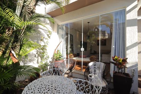 Jardim de casa para alugar com 2 quartos, 270m² em Vila Bastos, Santo André