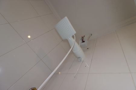 Casa para alugar com 270m², 2 quartos e 2 vagasBanheiro da Suíte 1 - Chuveiro