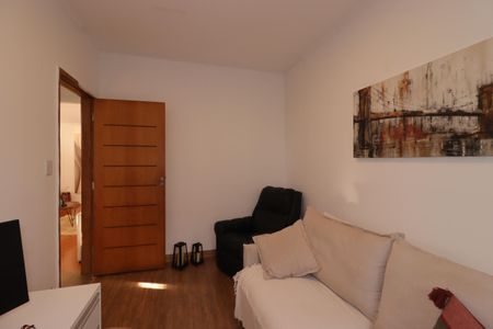 Casa para alugar com 270m², 2 quartos e 2 vagasEscritório