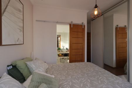 Suíte 2 de casa para alugar com 2 quartos, 270m² em Vila Bastos, Santo André