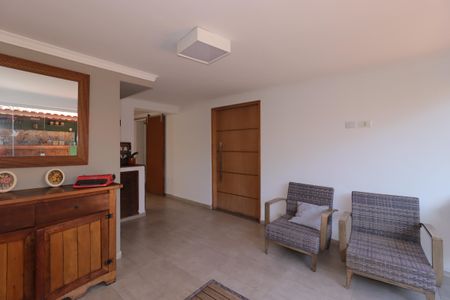 Casa para alugar com 270m², 2 quartos e 2 vagasÁrea Social 1