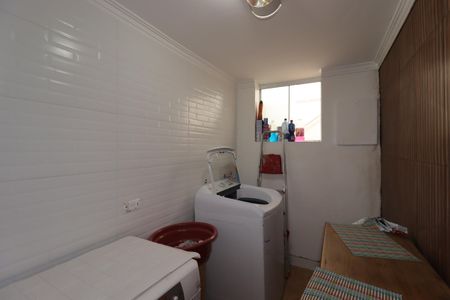 Casa para alugar com 270m², 2 quartos e 2 vagasÁrea de Serviço