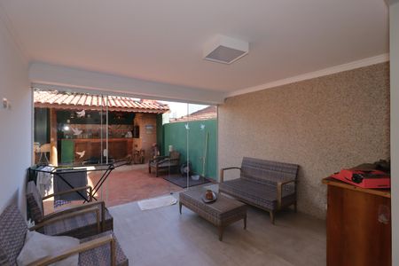 Casa para alugar com 270m², 2 quartos e 2 vagasÁrea Social 1