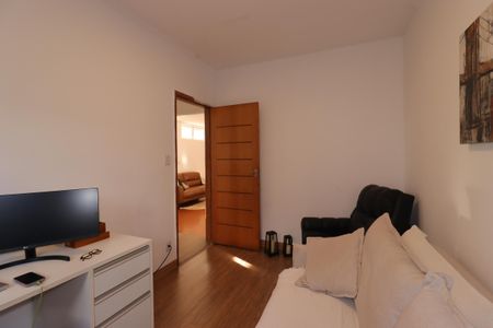 Casa para alugar com 270m², 2 quartos e 2 vagasEscritório