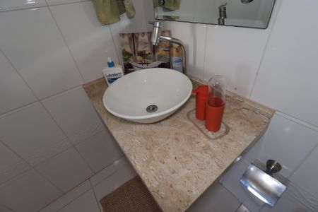 Casa para alugar com 270m², 2 quartos e 2 vagasBanheiro da Suíte 1 - Pia