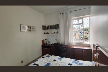 Casa à venda com 200m², 4 quartos e 2 vagas