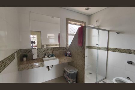 Casa à venda com 200m², 4 quartos e 2 vagas