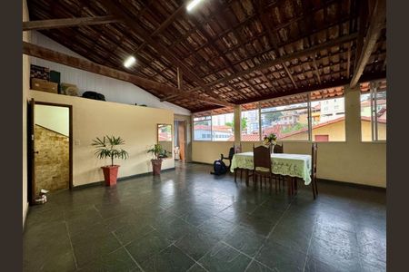 Apartamento à venda com 160m², 4 quartos e 2 vagas