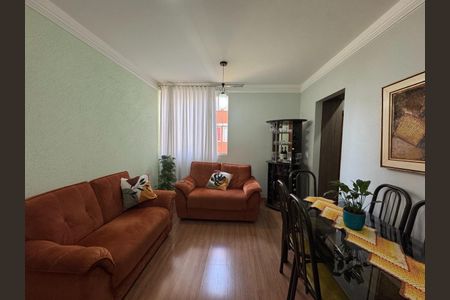 Apartamento à venda com 3 quartos, 60m² em Heliópolis, Belo Horizonte