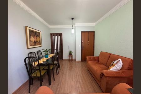 Apartamento à venda com 3 quartos, 60m² em Heliópolis, Belo Horizonte