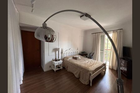 Apartamento à venda com 156m², 3 quartos e 2 vagas