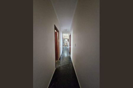 Casa à venda com 239m², 4 quartos e 5 vagas