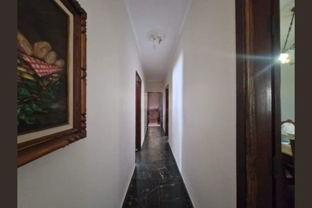 Casa à venda com 239m², 4 quartos e 5 vagas