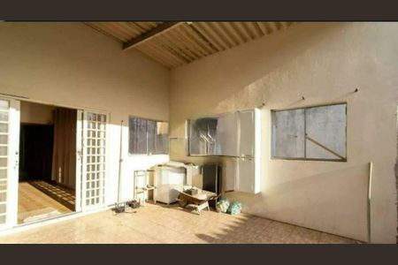 Casa à venda com 800m², 3 quartos e sem vaga