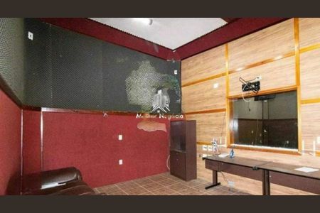 Casa à venda com 3 quartos, 800m² em Parque São Quirino, Campinas