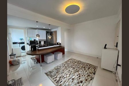 Apartamento à venda com 1 quarto, 57m² em Taquaral, Campinas