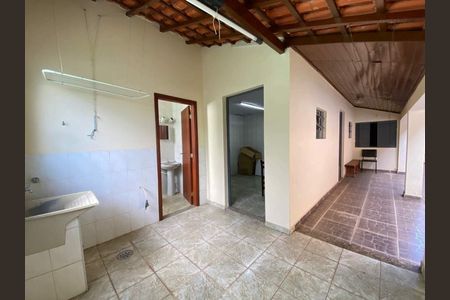 Casa à venda com 3 quartos, 220m² em Jardim São Vicente, Campinas