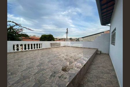 Casa à venda com 130m², 3 quartos e 2 vagas