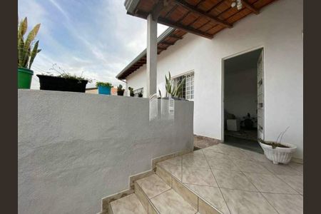 Casa à venda com 130m², 3 quartos e 2 vagas