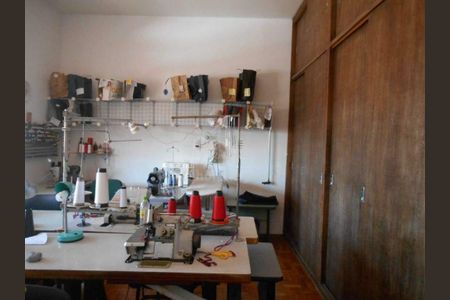 Casa à venda com 3 quartos, 240m² em Parque São Quirino, Campinas