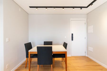 Apartamento à venda com 62m², 2 quartos e 1 vagaSala