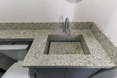 Apartamento para alugar com 43m², 2 quartos e sem vagaBanheiro