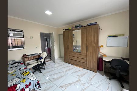 Casa à venda com 95m², 3 quartos e sem vagaQuarto 2