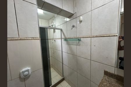 Casa à venda com 95m², 3 quartos e sem vagaBanheiro da Suíte