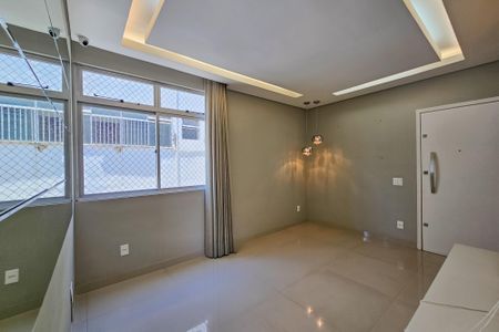 Sala de apartamento para alugar com 3 quartos, 90m² em Coração de Jesus, Belo Horizonte