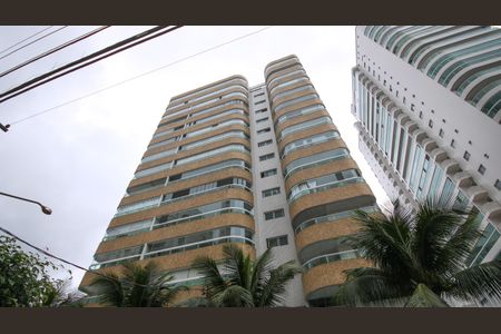 Apartamento para alugar com 88m², 2 quartos e 1 vaga Apartamento para alugar com 88m², 2 quartos e 1 vagaFachada